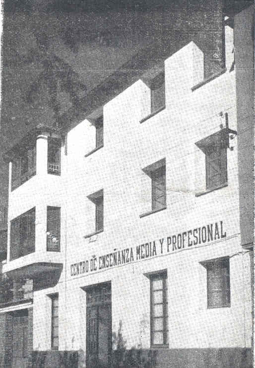 Instituto de Enseñanza Media y Profesional. Foto de 1954